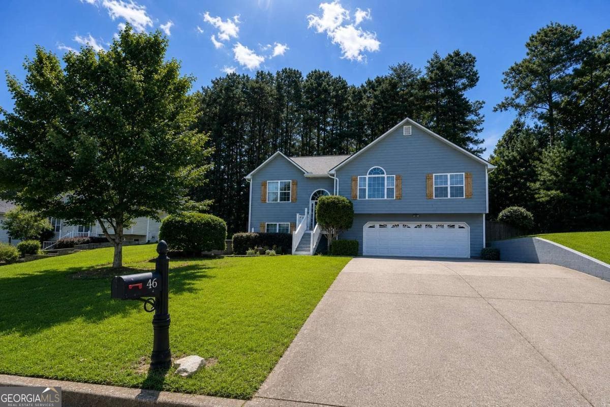 4 bedroom, 3 bathroom, 1,918 sq ft single family residence for rent at 46 Ellen Glen Way, Dallas, GA 30132 for $2,200 a month