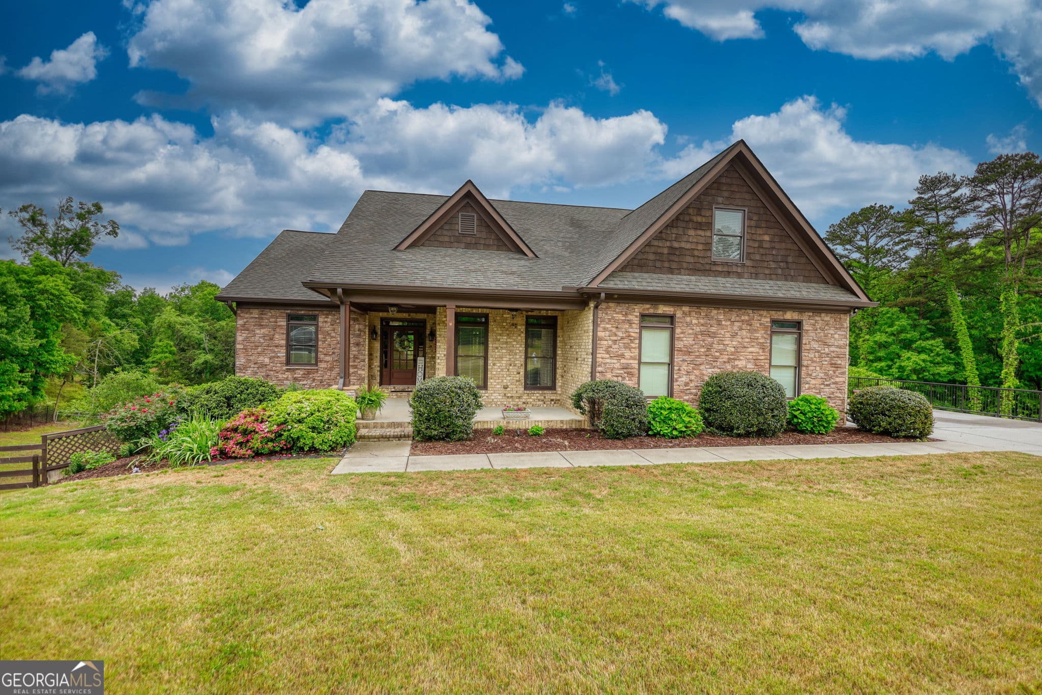 6 bedroom, 3.5 bathroom, 4,657 sq ft single family residence sold at 2133 Braswell Lane, Loganville, GA 30052
