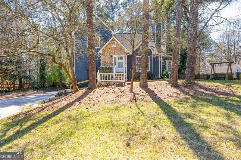 5 bedroom, 3.5 bathroom, 2,923 sq ft single family residence sold at 55 Presidential Drive, Dallas, GA 30157