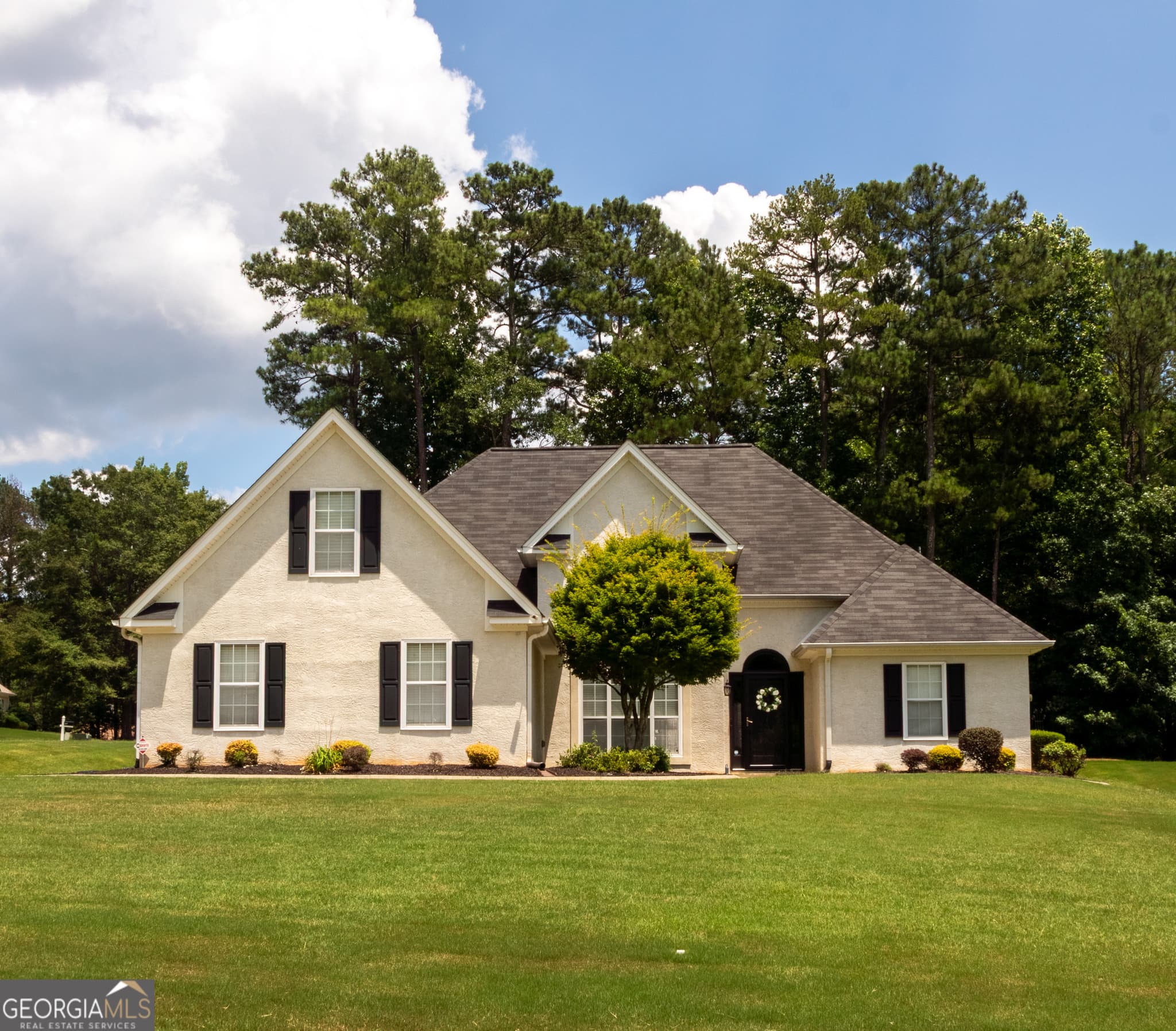 4 bedroom, 2 bathroom, 1,905 sq ft single family residence sold at 270 Briarsweet Way, Fayetteville, GA 30215