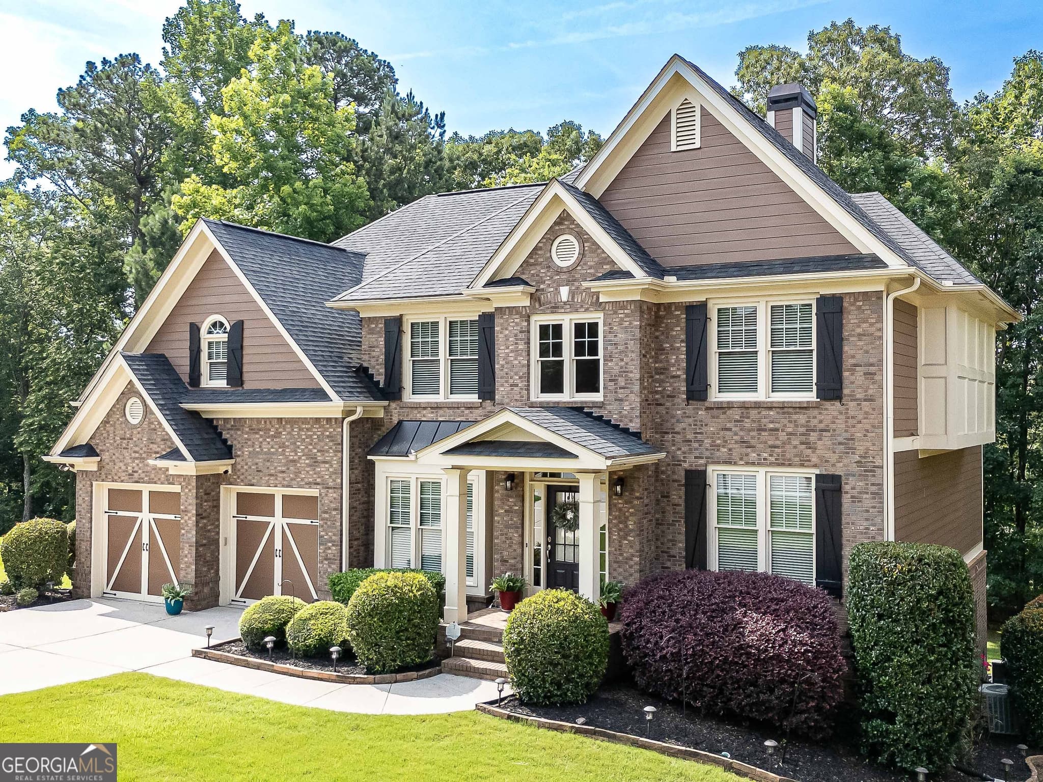 5 bedroom, 4.5 bathroom, 4,146 sq ft single family residence sold at 9847 Forest Hill Drive, Douglasville, GA 30135