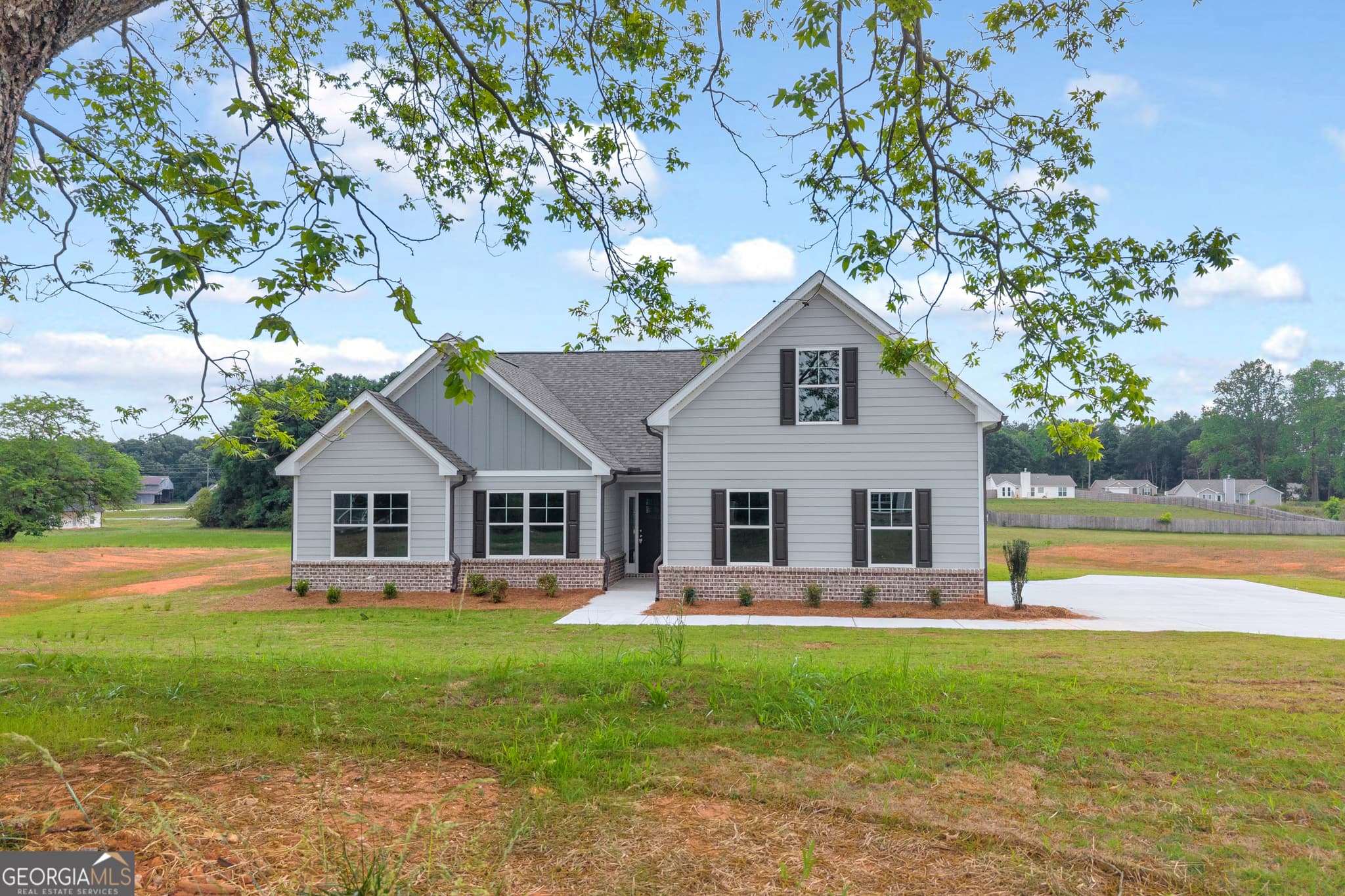 4 bedroom, 3 bathroom, 2,077 sq ft single family residence sold at 167 Sewell Road, Lavonia, GA 30553