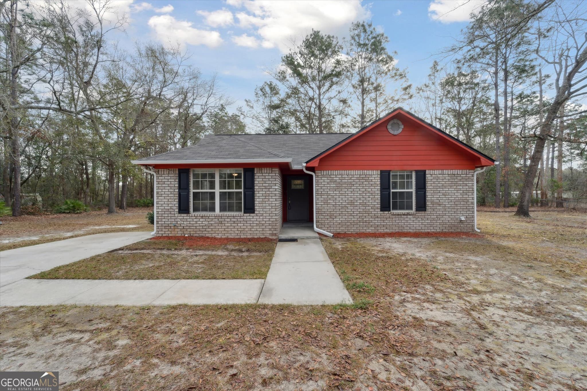 3 bedroom, 2 bathroom, 1,181 sq ft single family residence sold at 235 Davis Street, Allenhurst, GA 31301