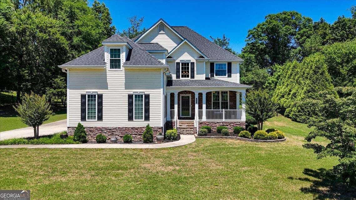4 bedroom, 3.5 bathroom, 2,623 sq ft single family residence sold at 439 Honeysuckle Drive, Rock Spring, GA 30739