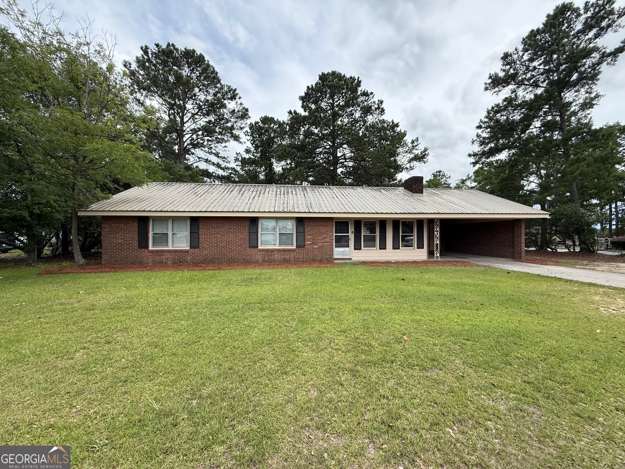 3 bedroom, 2 bathroom, 1,734 sq ft single family residence for rent at 602 Hillcrest Parkway, Dublin, GA 31021 for $1,800 a month