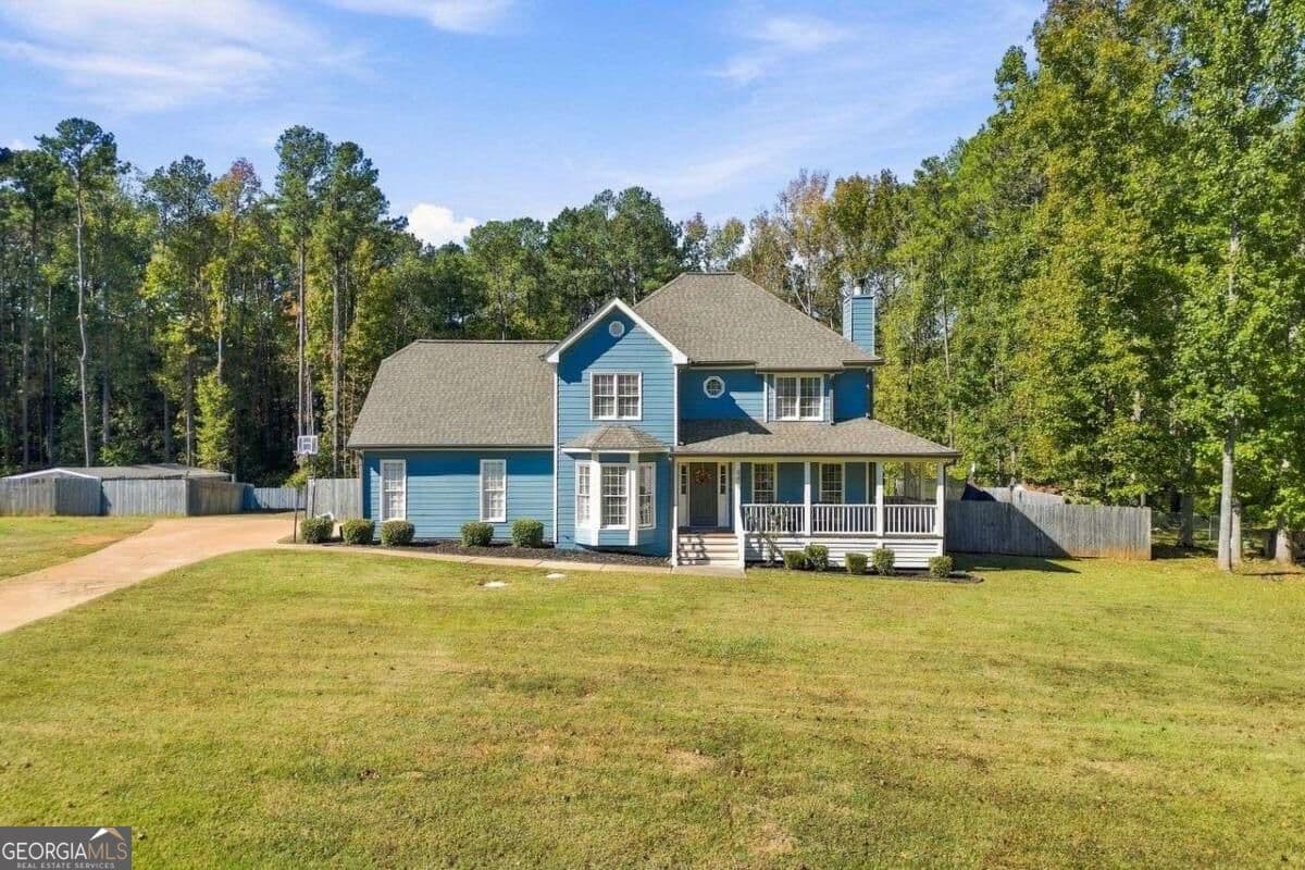 5 bedroom, 2.5 bathroom, 2,276 sq ft single family residence for sale at 640 N Oakland Circle, Mcdonough, GA 30253