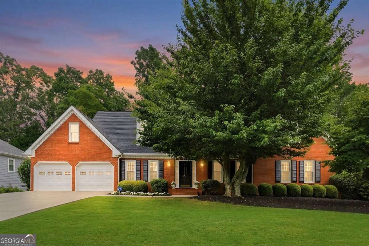 5 bedroom, 3 bathroom, 4,357 sq ft single family residence sold at 3654 Cherbourg Way, Marietta, GA 30062