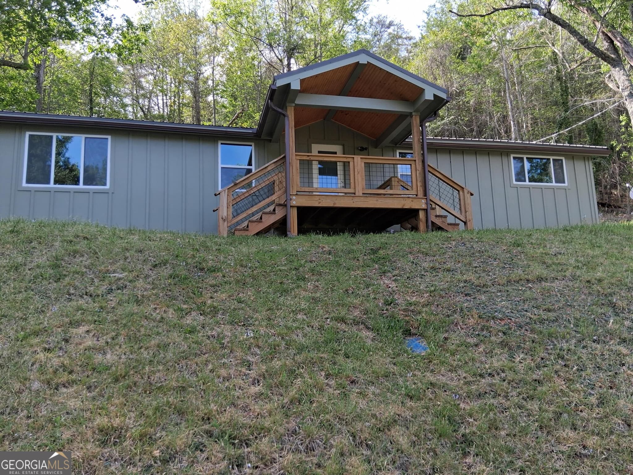 3 bedroom, 2 bathroom, 1,149 sq ft single family residence for sale at 143 Nelson Avenue, Clayton, GA 30525