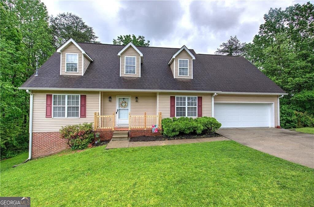 3 bedroom, 2 bathroom, 1,719 sq ft single family residence sold at 326 Viewmont Drive, Tunnel Hill, GA 30755