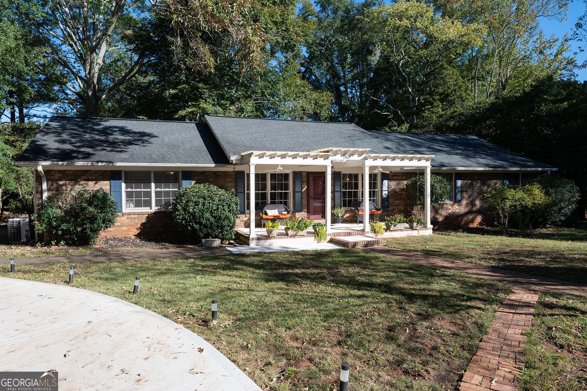 4 bedroom, 3 bathroom, 2,936 sq ft single family residence for sale at 160 Richard Way, Athens, GA 30605