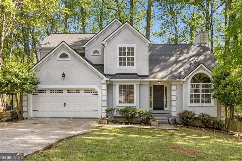 3 bedroom, 3.5 bathroom, 2,882 sq ft single family residence sold at 1200 Taylor Oaks Drive, Roswell, GA 30076