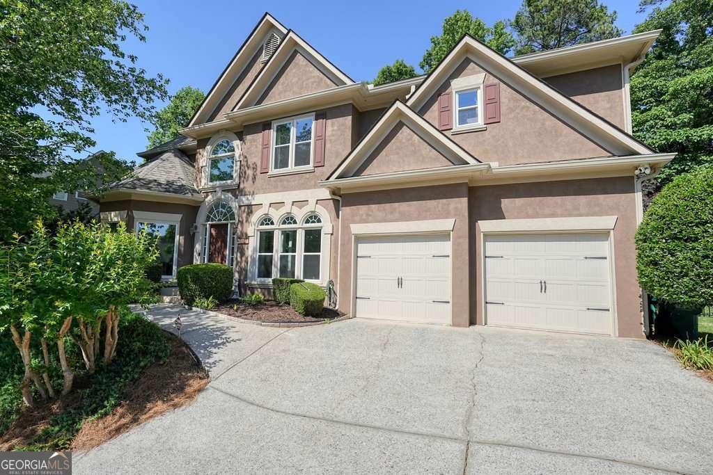 4 bedroom, 2.5 bathroom, 2,818 sq ft single family residence sold at 12305 Stevens Creek Drive, Alpharetta, GA 30005