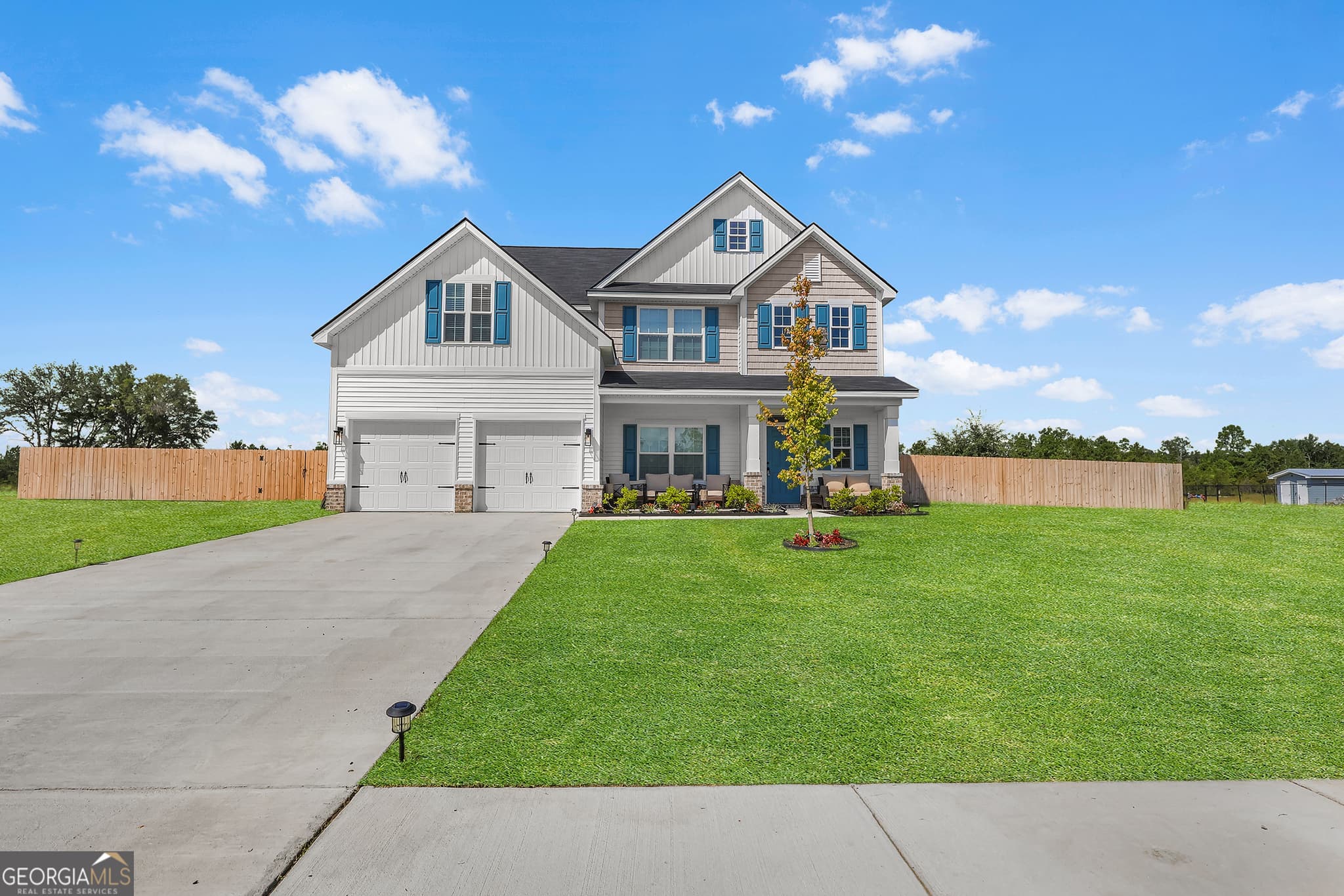 5 bedroom, 3 bathroom, 2,845 sq ft single family residence sold at 387 Deer Meadow Way, Allenhurst, GA 31301