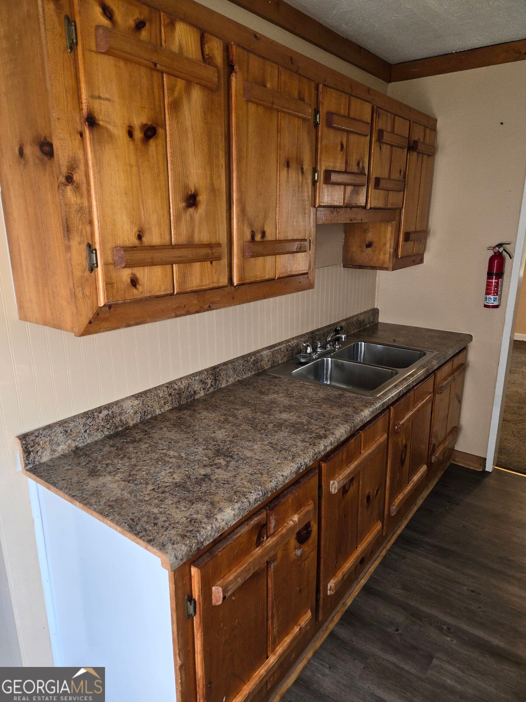 3 bedroom, 1 bathroom single family residence for rent at 514 Mimosa Drive, Dublin, GA 31021 for $1,100 a month