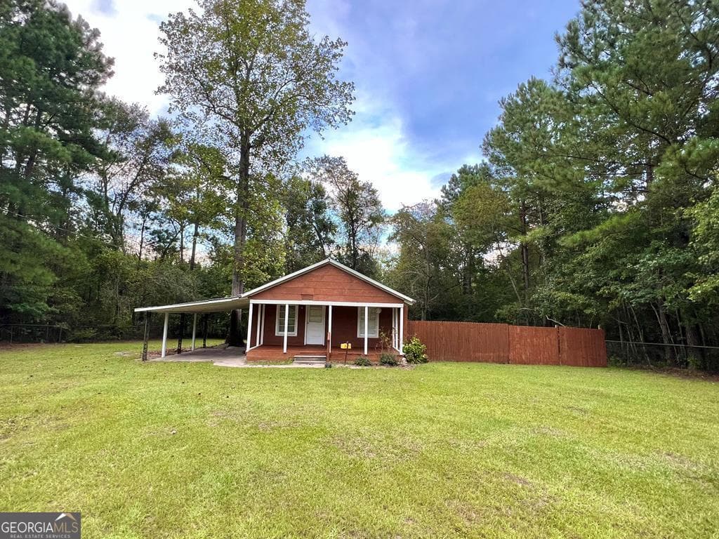 2 bedroom, 1 bathroom, 768 sq ft single family residence sold at 1037 Old Sand Pit Road, Lumber City, GA 31549