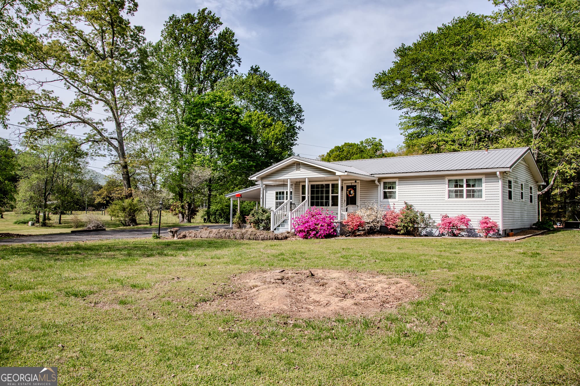 2 bedroom, 1.5 bathroom, 1,417 sq ft single family residence sold at 2590 Miracle Drive, Rocky Face, GA 30740