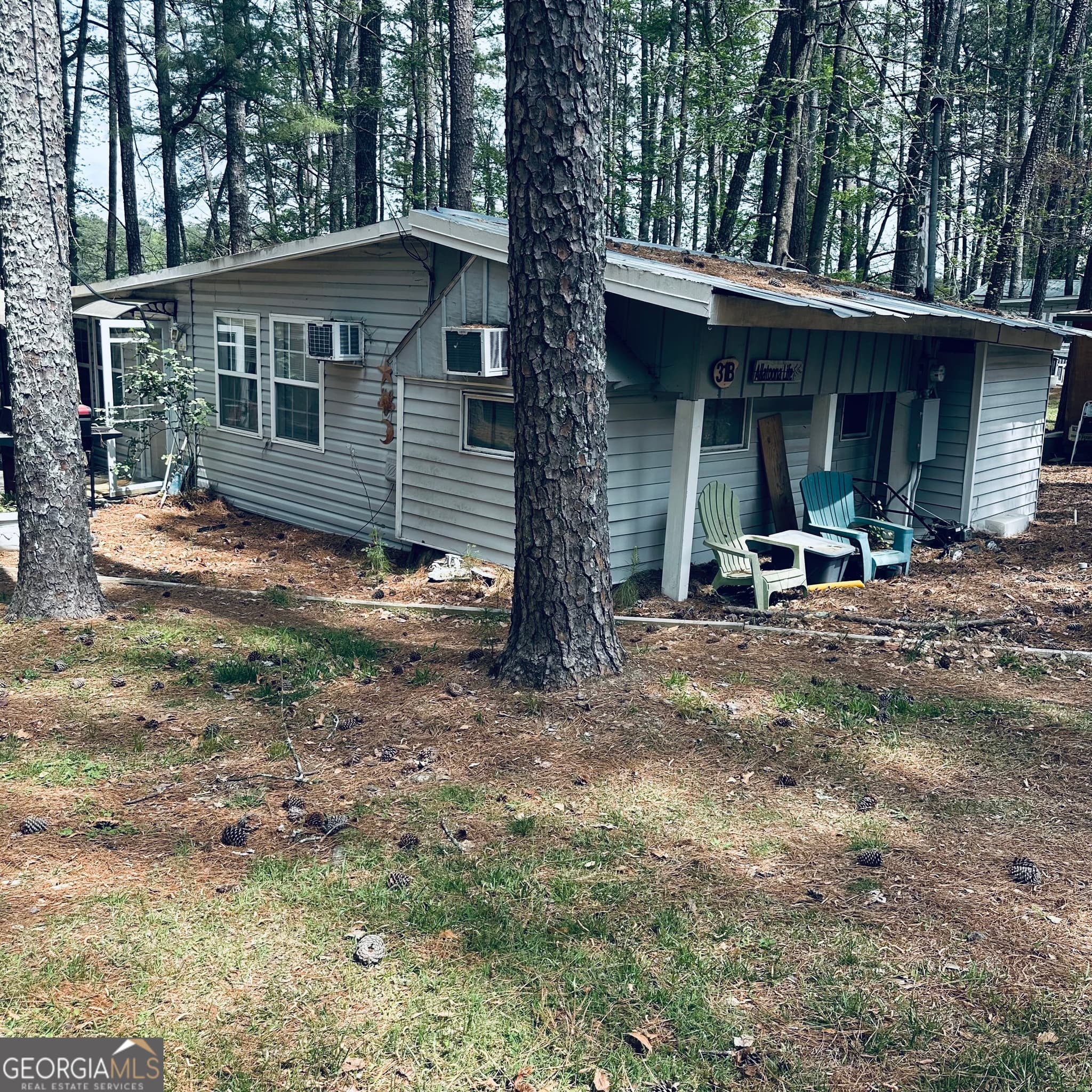 2 bedroom, 1 bathroom, 665 sq ft cabin,single family residence for sale at 5400 Kings Camp Road # B31, Acworth, GA 30102