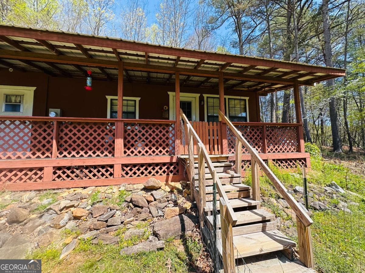 1 bedroom, 1 bathroom, 628 sq ft cabin,single family residence sold at 630 Crump Creek Road, Blairsville, GA 30512