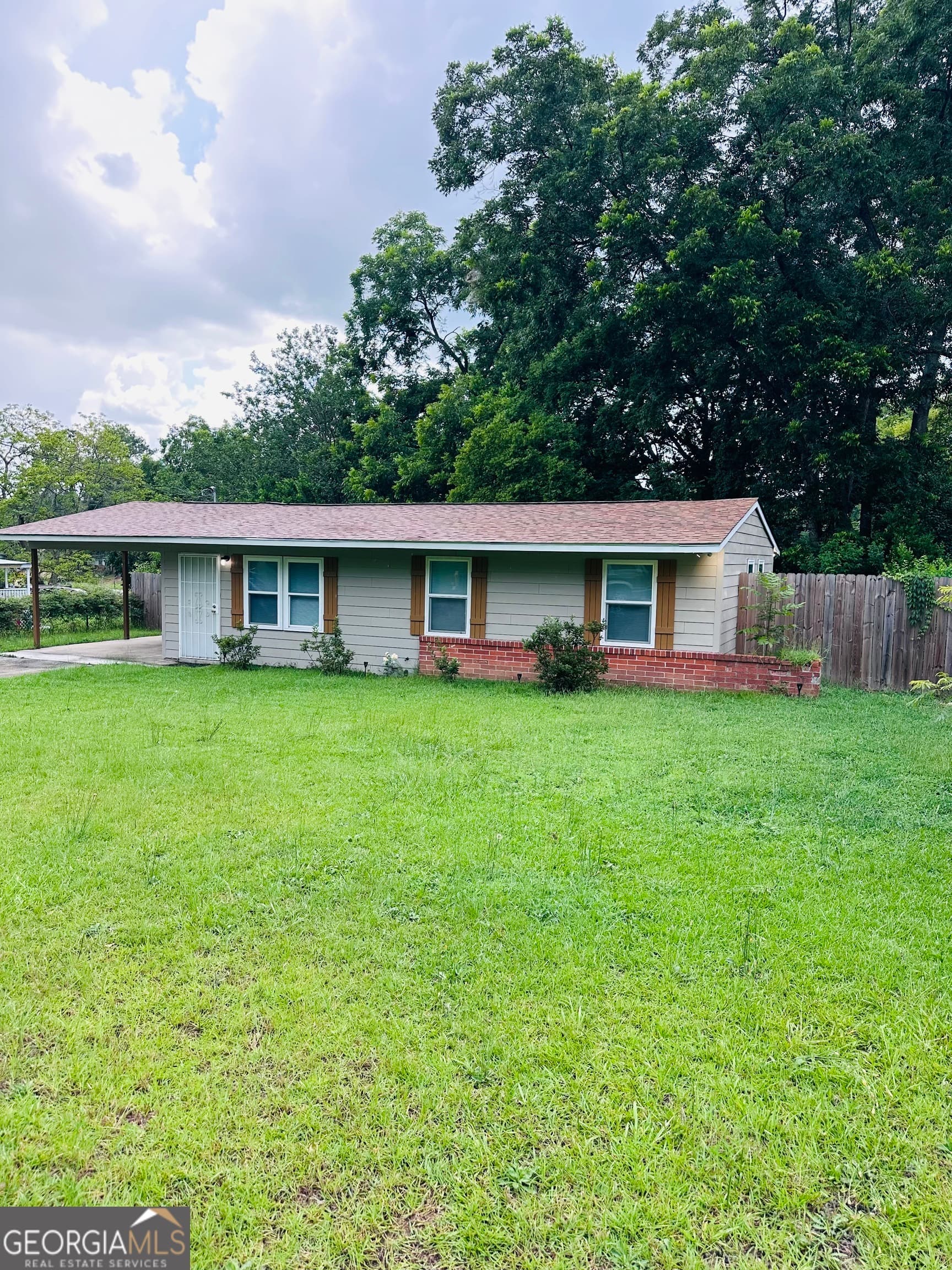 3 bedroom, 1 bathroom, 792 sq ft single family residence for sale at 4315 Elkan Avenue, Macon, GA 31206