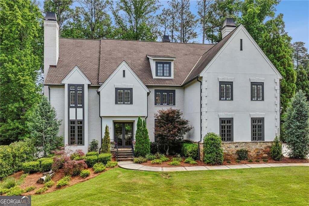 6 bedroom, 6.5 bathroom single family residence sold at 425 Laurel Chase Court, Sandy Springs, GA 30327