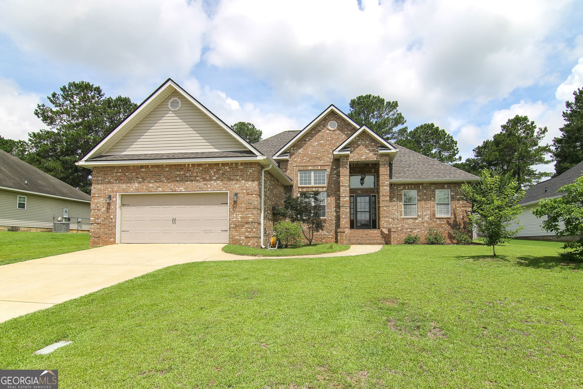 4 bedroom, 2 bathroom, 2,052 sq ft single family residence sold at 508 Amberley Court, Kathleen, GA 31047