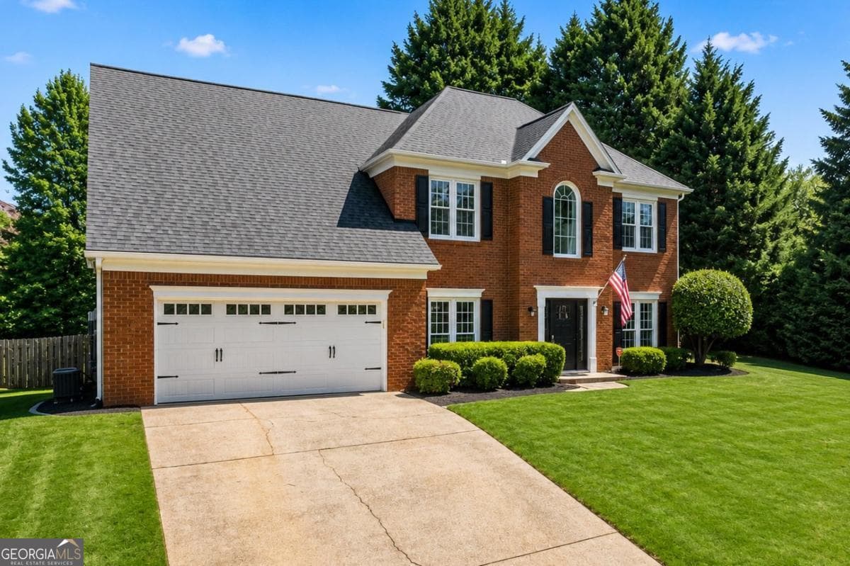 4 bedroom, 2.5 bathroom, 2,684 sq ft single family residence sold at 5440 Ashwind Trace, Alpharetta, GA 30005