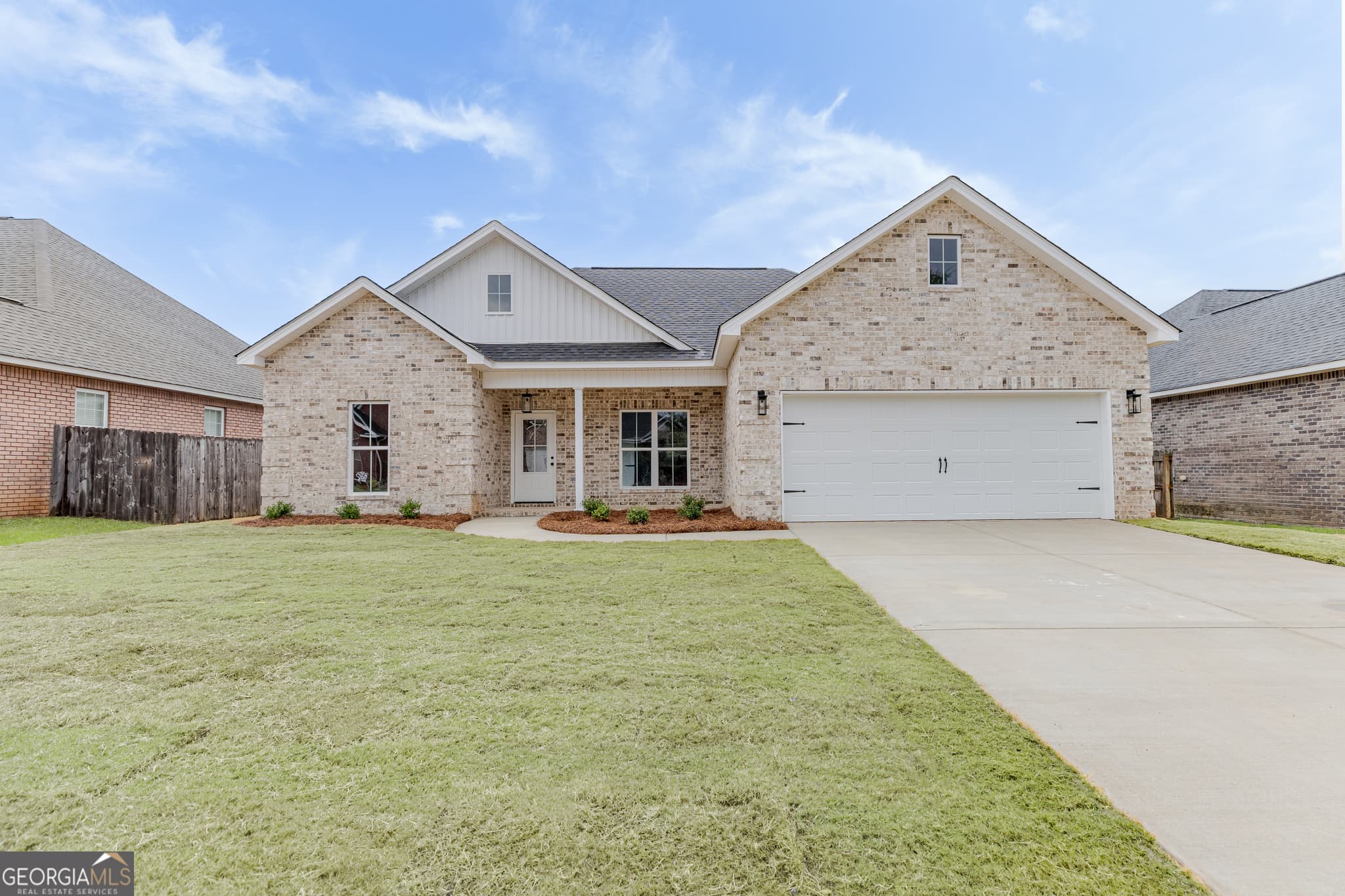 3 bedroom, 2 bathroom, 1,300 sq ft single family residence sold at 303 Asbell Way, Centerville, GA 31028