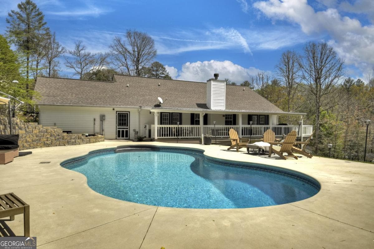 3 bedroom, 3.5 bathroom, 2,593 sq ft single family residence sold at 21 Coco Lane, Blairsville, GA 30512