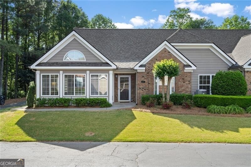 2 bedroom, 2 bathroom, 1,700 sq ft condominium sold at 1804 Sweet Apple Circle, Alpharetta, GA 30004