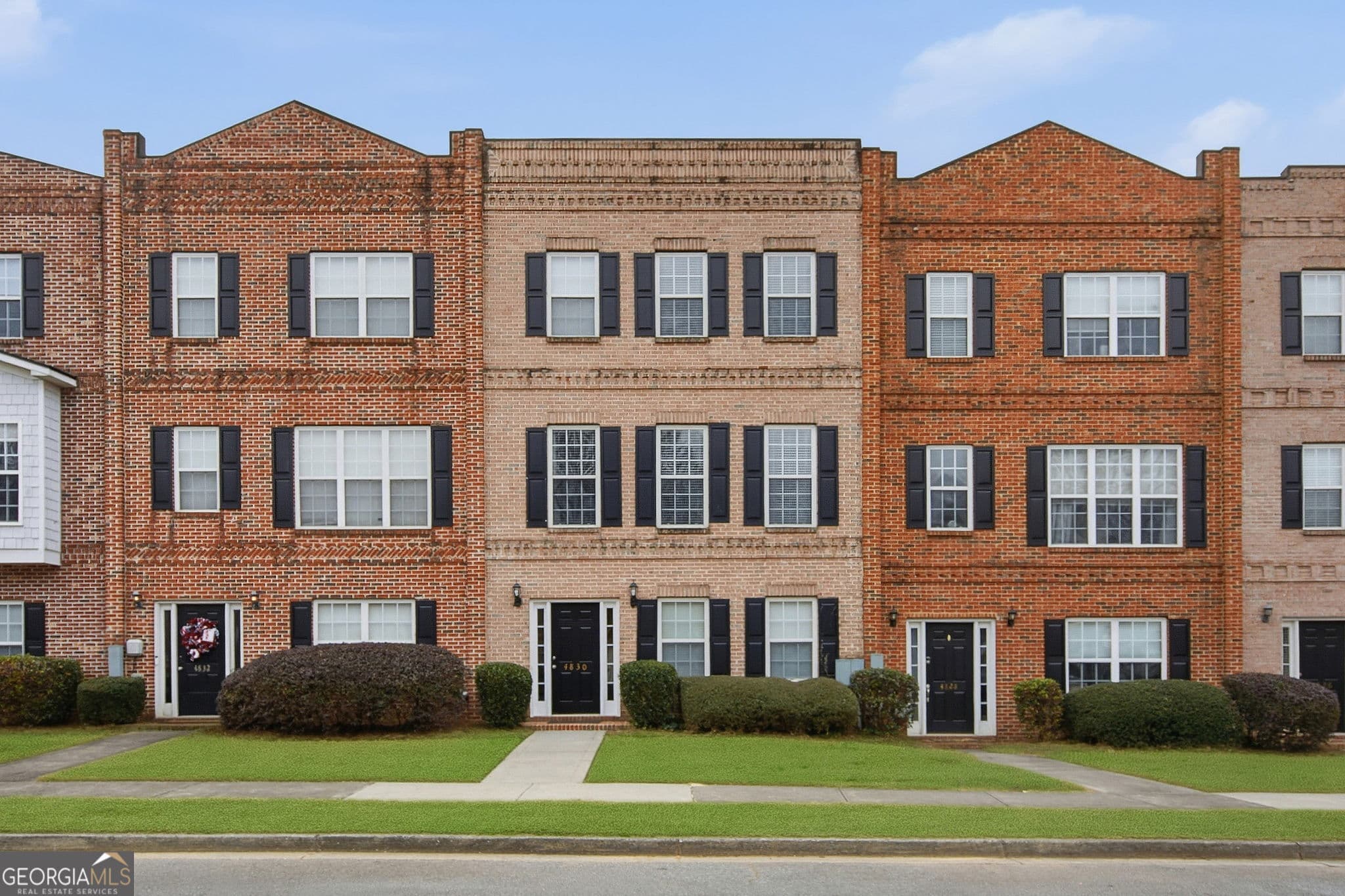 3 bedroom, 2.5 bathroom, 1,892 sq ft townhouse sold at 4830 Liberty Square Plaza, Acworth, GA 30101