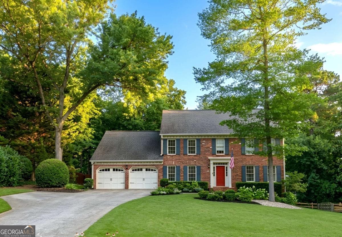 4 bedroom, 3 bathroom, 3,538 sq ft single family residence sold at 4895 Hampton Lake Drive, Marietta, GA 30068