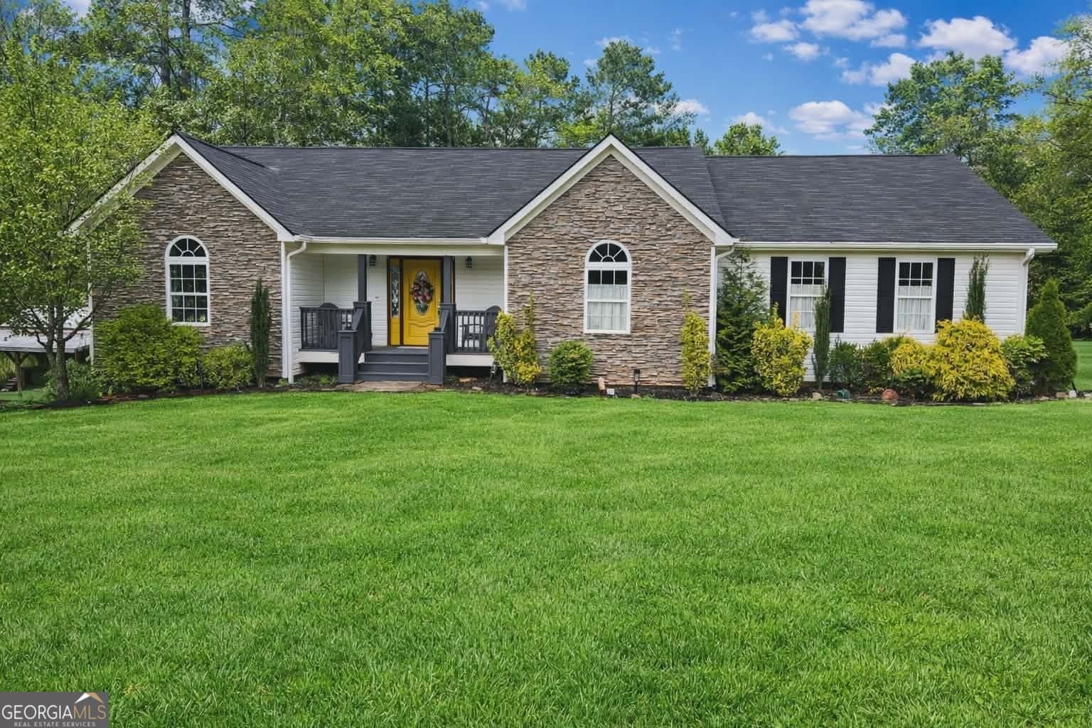 6 bedroom, 2 bathroom, 4,421 sq ft single family residence sold at 3020 Shoal Creek Road, Monroe, GA 30656