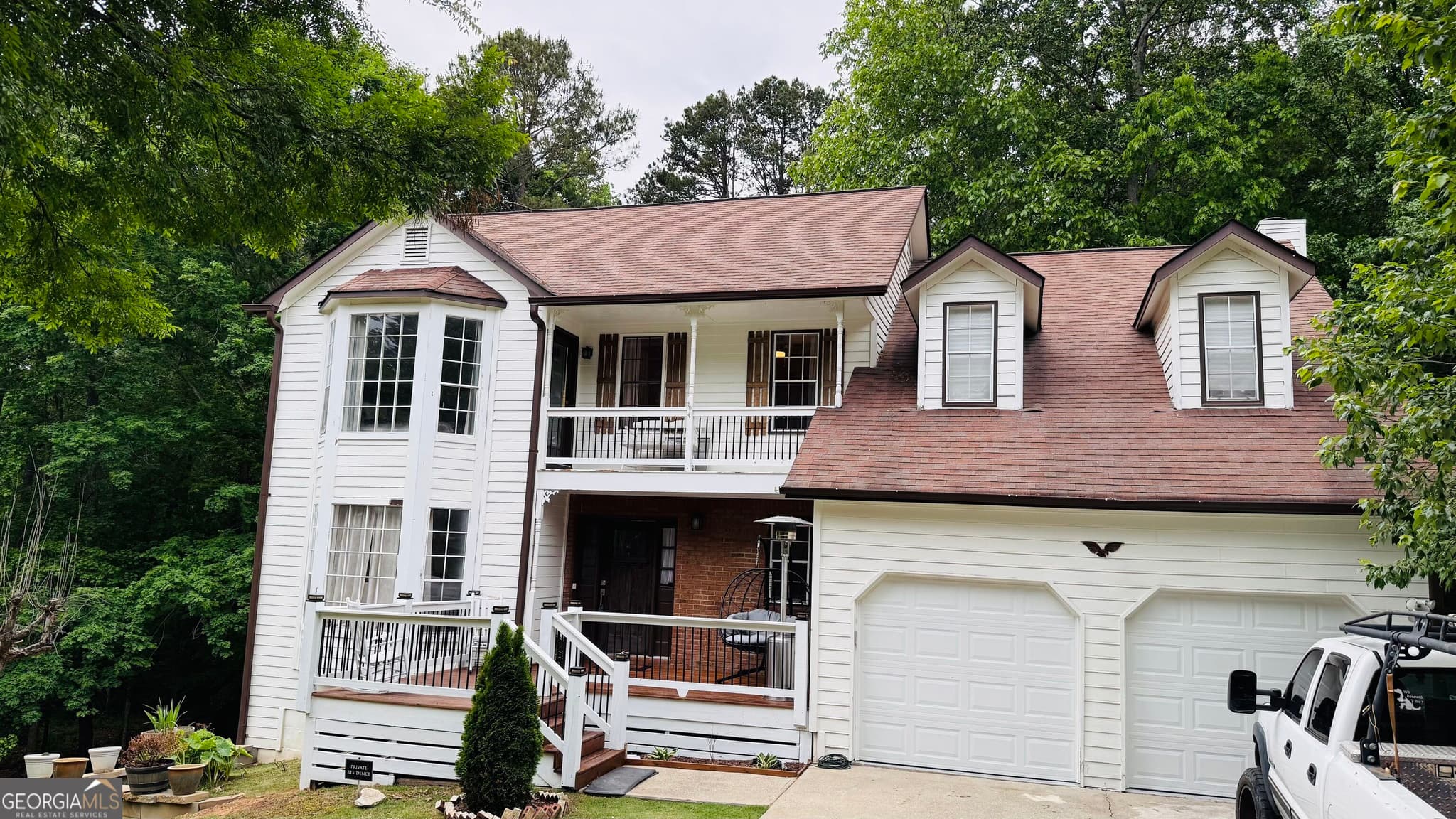 6 bedroom, 2.5 bathroom, 850 sq ft single family residence for sale at 4041 Brittan Glade Trail, Snellville, GA 30039