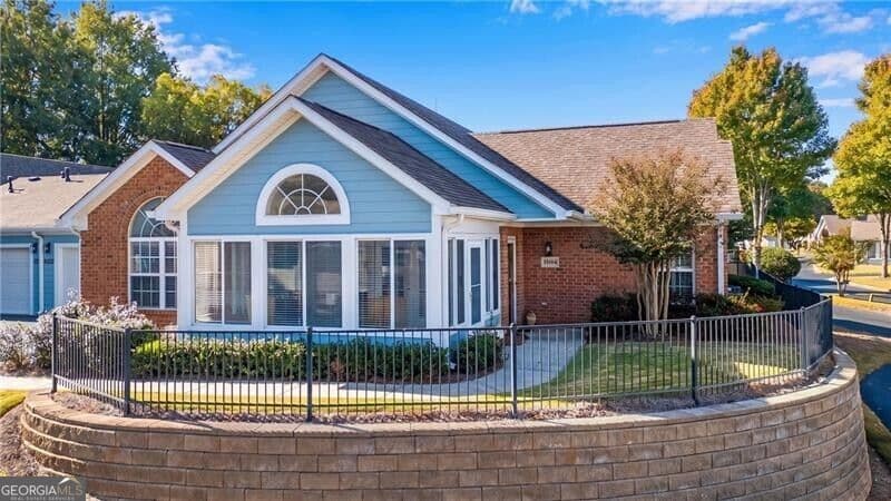 2 bedroom, 2 bathroom, 1,560 sq ft condominium for sale at 35104 Harvest Ridge Lane 35, Johns Creek, GA 30022