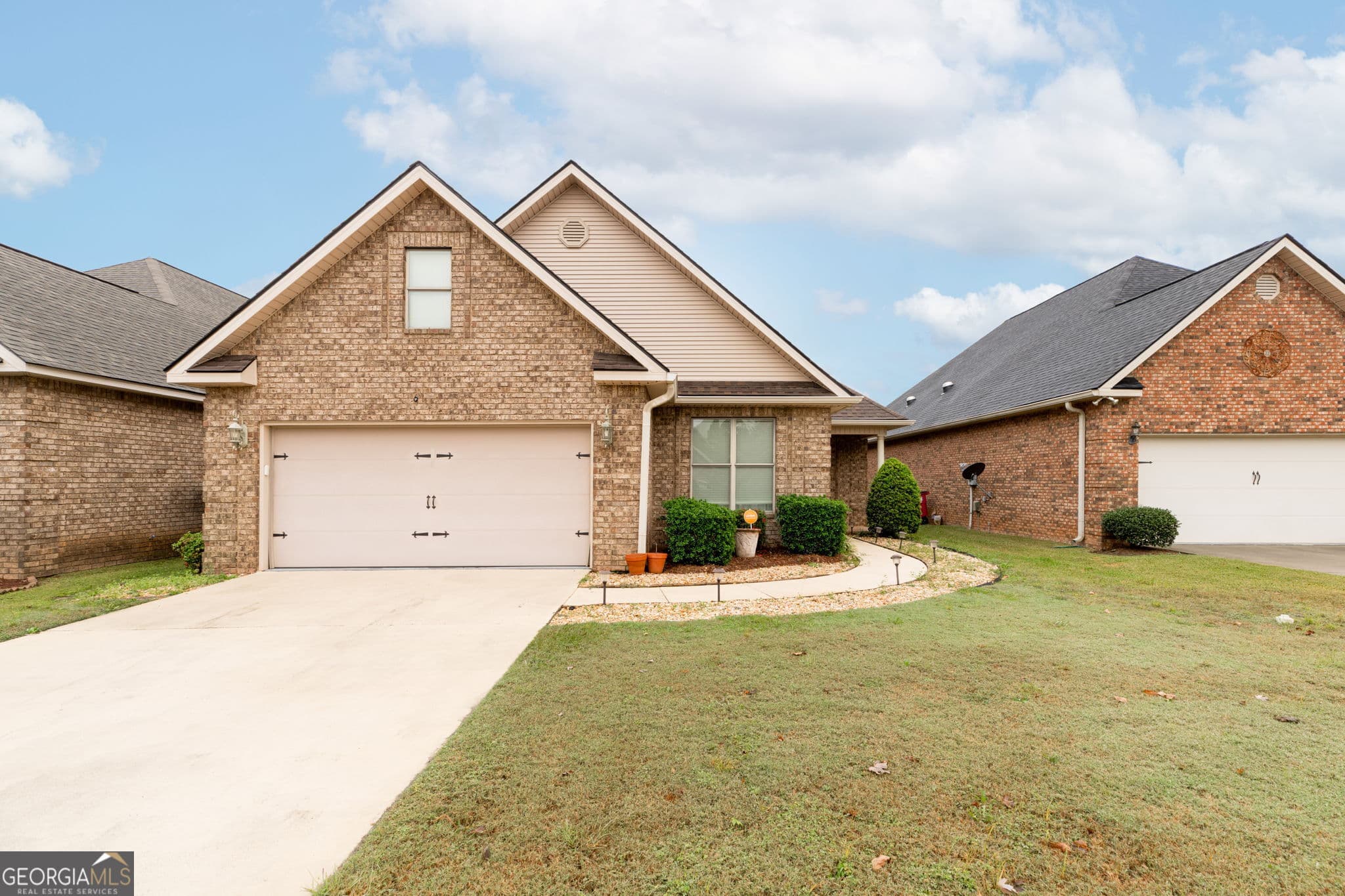 3 bedroom, 2 bathroom, 2,228 sq ft single family residence sold at 518 Eagle Springs Drive, Centerville, GA 31028