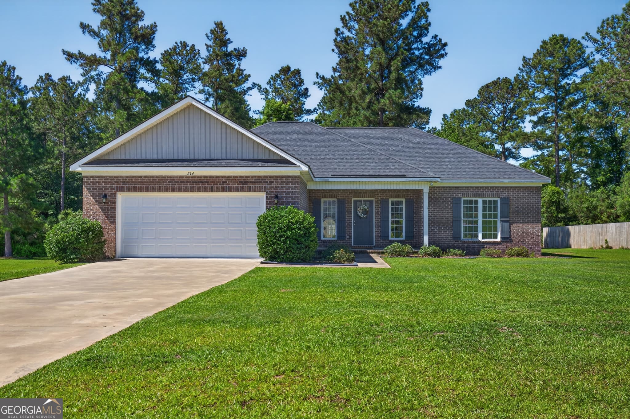 4 bedroom, 2 bathroom, 1,851 sq ft single family residence sold at 214 Dewpoint Drive, Statesboro, GA 30458