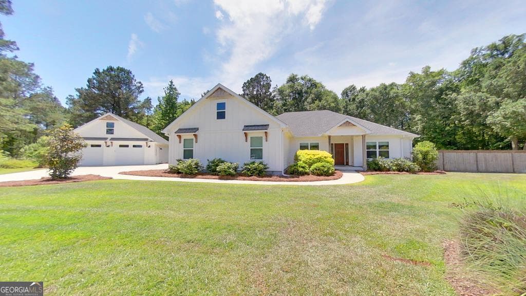 3 bedroom, 2 bathroom, 1,754 sq ft single family residence sold at 112 Spur Lane, Thomasville, GA 31757
