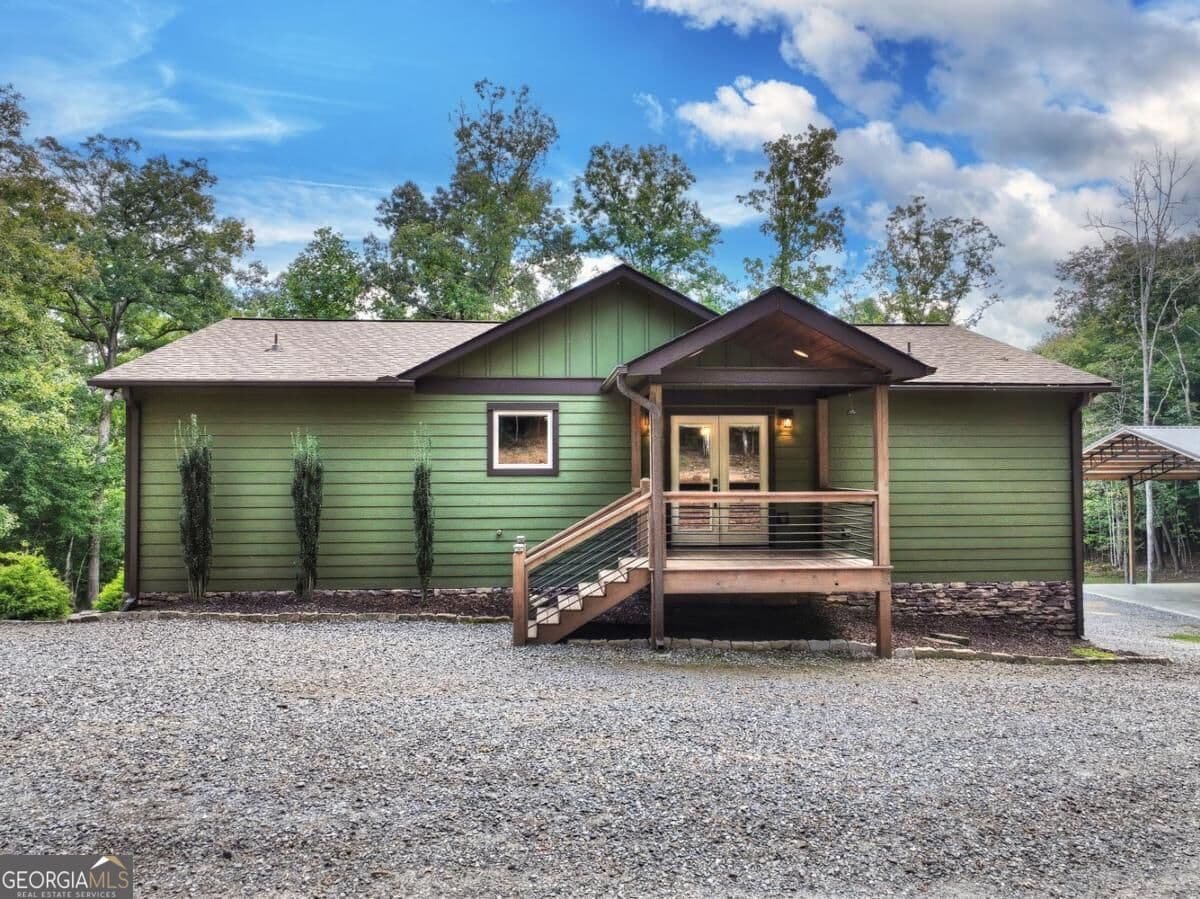 4 bedroom, 3 bathroom, 3,072 sq ft cabin,single family residence for sale at 185 Pine Lane 5,6,7, Mineral Bluff, GA 30559