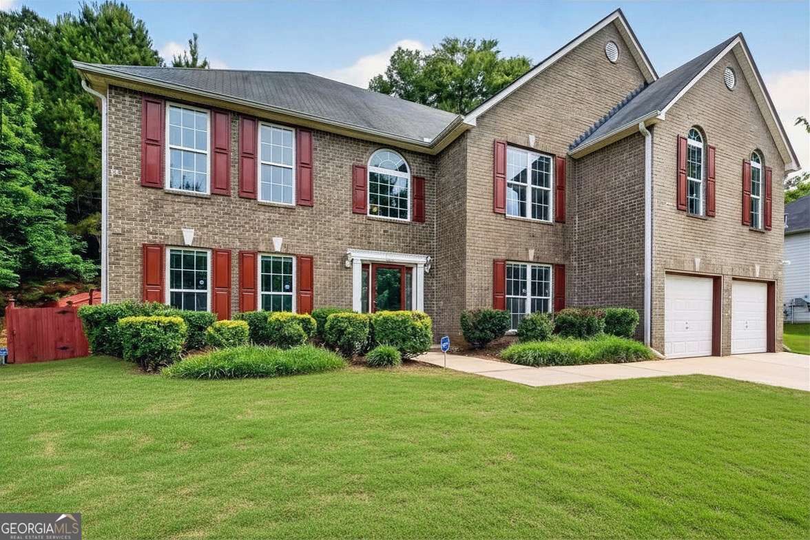 4 bedroom, 3 bathroom, 3,202 sq ft single family residence sold at 4644 Mayer Trace, Ellenwood, GA 30294