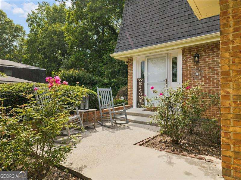 2 bedroom, 1.5 bathroom, 1,380 sq ft condominium for sale at 6500 Gaines Ferry Road G-1, Flowery Branch, GA 30542