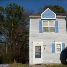 2 bedroom, 2 bathroom, 1,092 sq ft townhouse for sale at 539 Prince Of Wales, Stone Mountain, GA 30083
