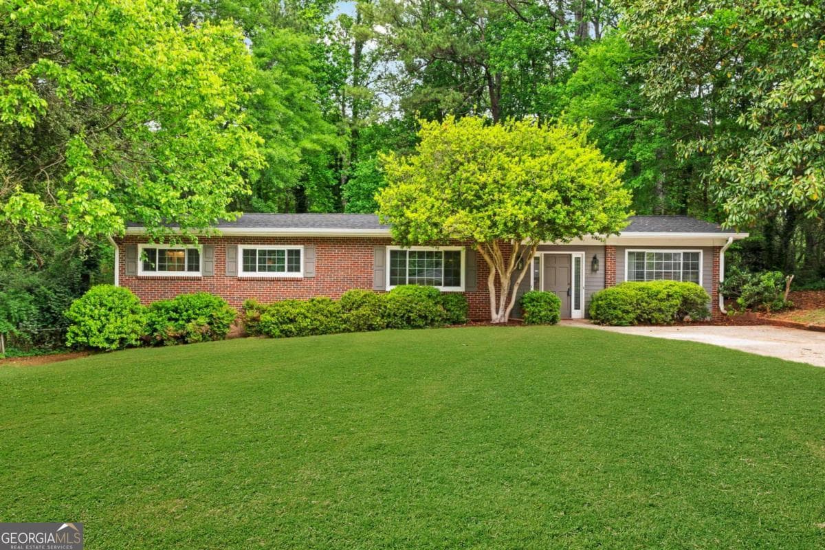 4 bedroom, 2.5 bathroom, 2,055 sq ft single family residence sold at 3016 Anderson Place, Decatur, GA 30033