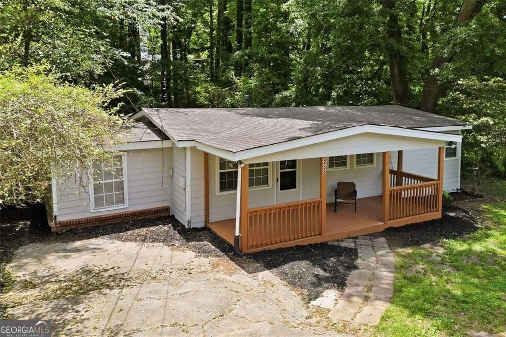 3 bedroom, 1 bathroom, 1,155 sq ft single family residence sold at 866 Wells Circle, Smyrna, GA 30080