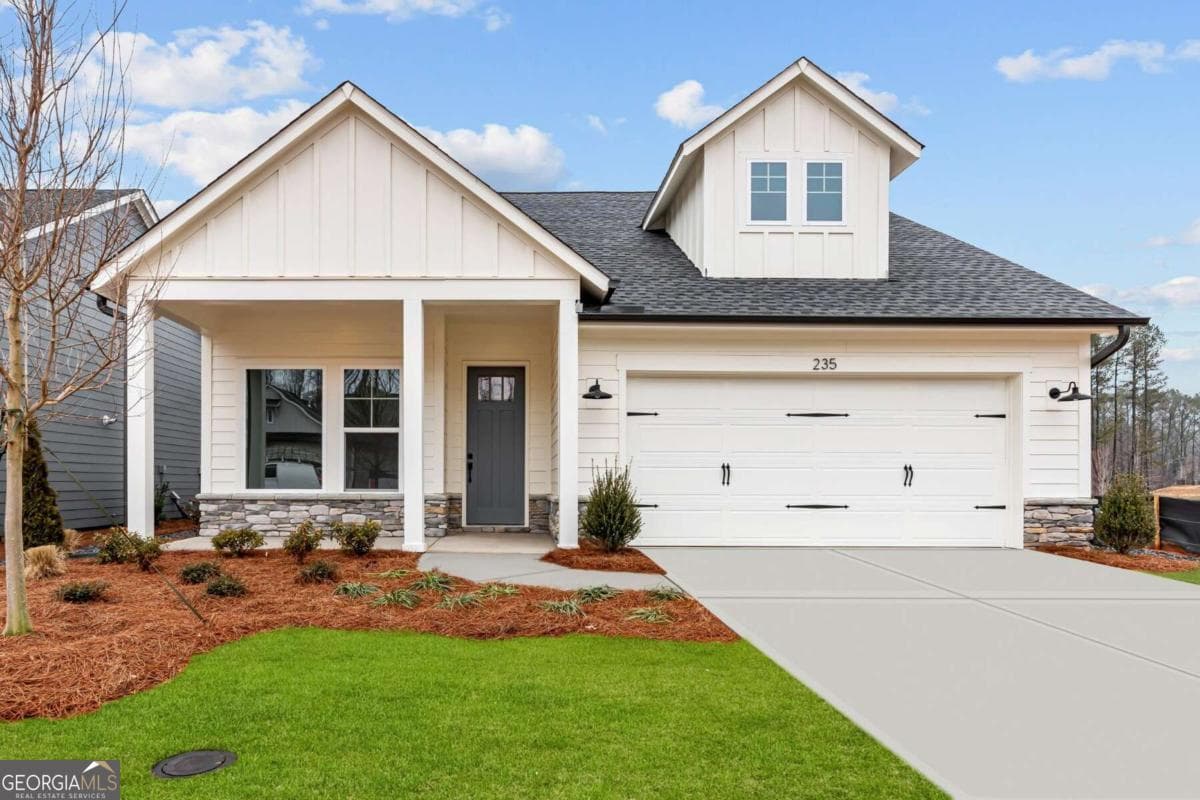 2 bedroom, 2.5 bathroom, 2,008 sq ft single family residence sold at 235 Strawberry Lane, Woodstock, GA 30189