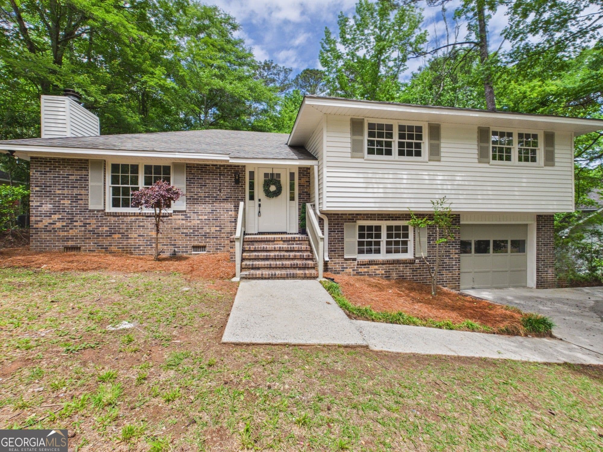 4 bedroom, 2.5 bathroom, 1,950 sq ft single family residence sold at 1179 Waluhiyi Trail, Macon, GA 31220