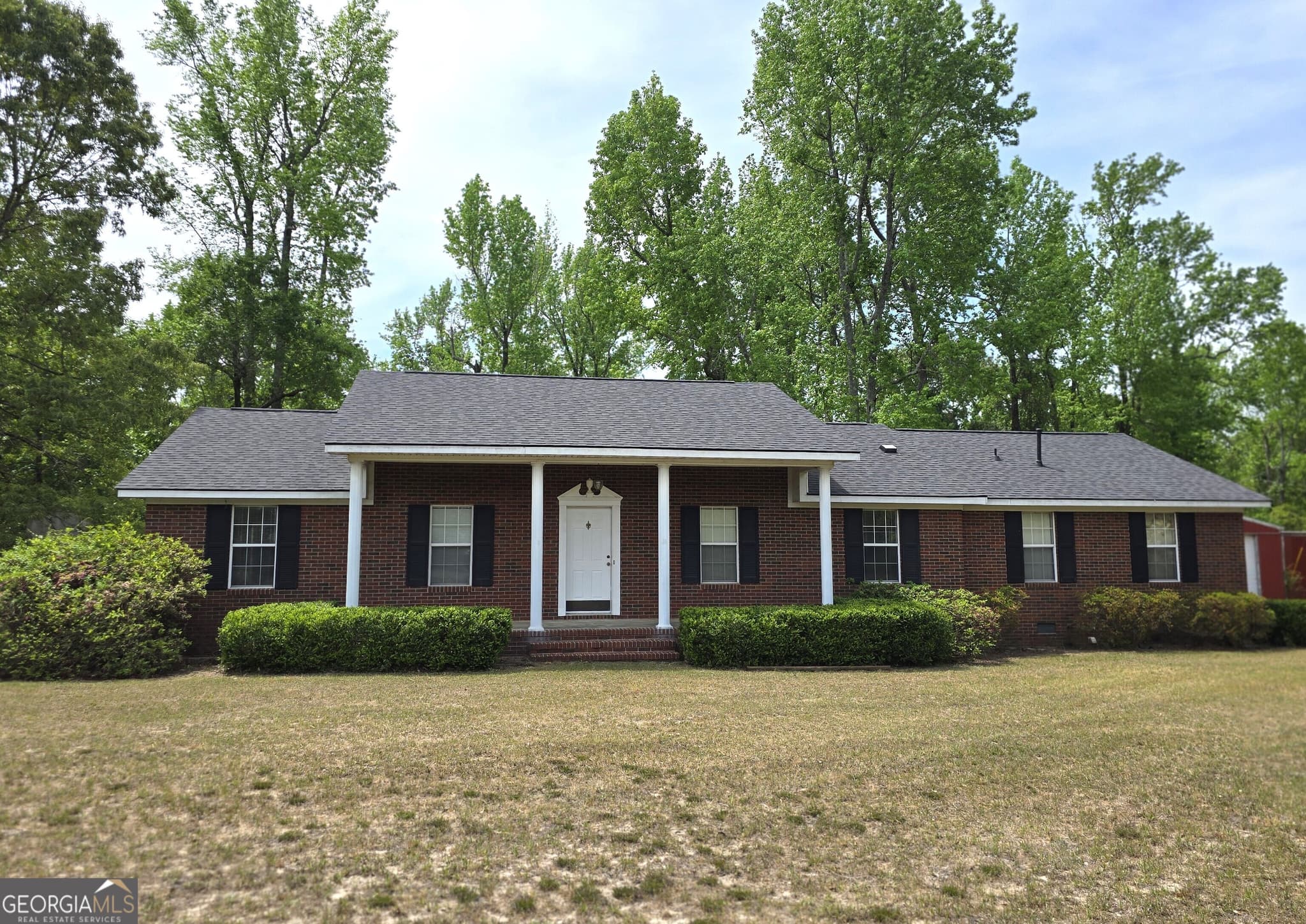 3 bedroom, 2 bathroom, 1,740 sq ft single family residence sold at 2096 Old Quaker Road, Wrens, GA 30833