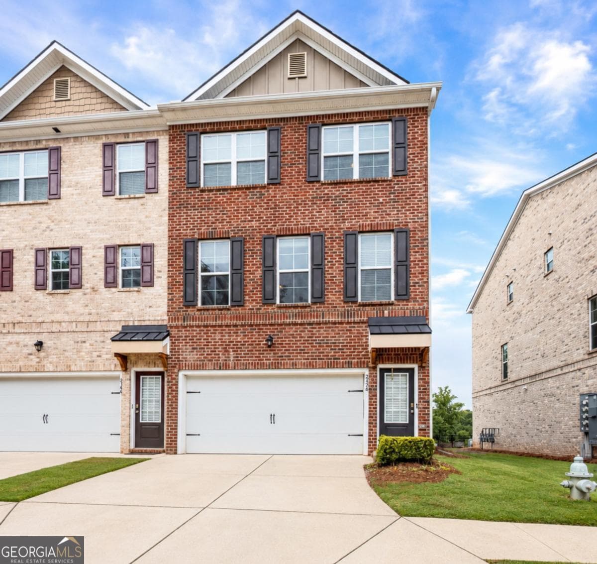 4 bedroom, 3.5 bathroom, 2,304 sq ft townhouse sold at 2356 Foley Park Street, Snellville, GA 30078