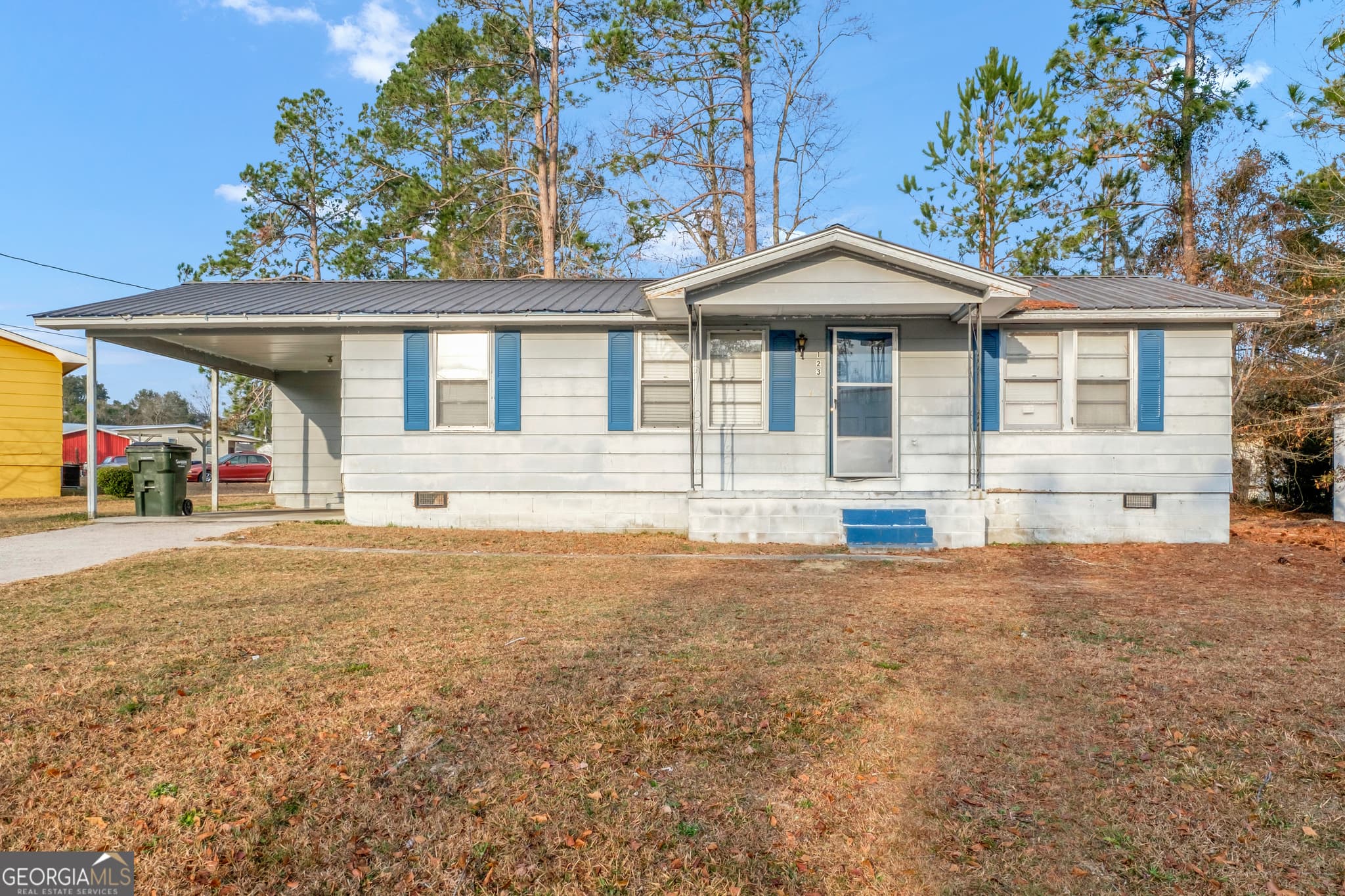 3 bedroom, 1 bathroom, 1,056 sq ft single family residence sold at 123 Hiers Avenue, Sylvania, GA 30467