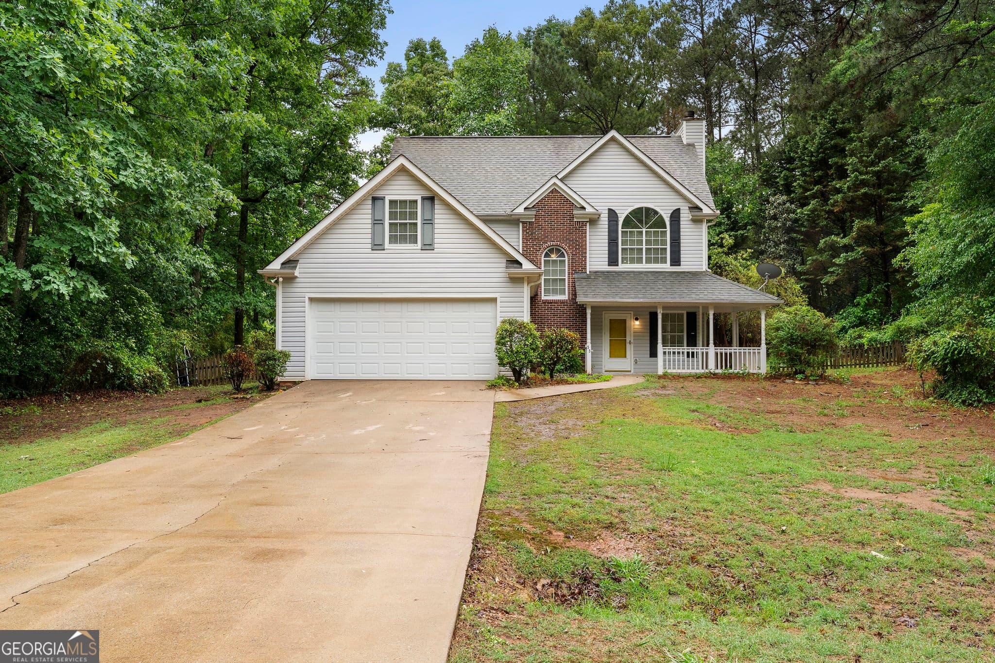 3 bedroom, 2.5 bathroom, 1,992 sq ft single family residence sold at 55 The Falls Boulevard, Covington, GA 30016