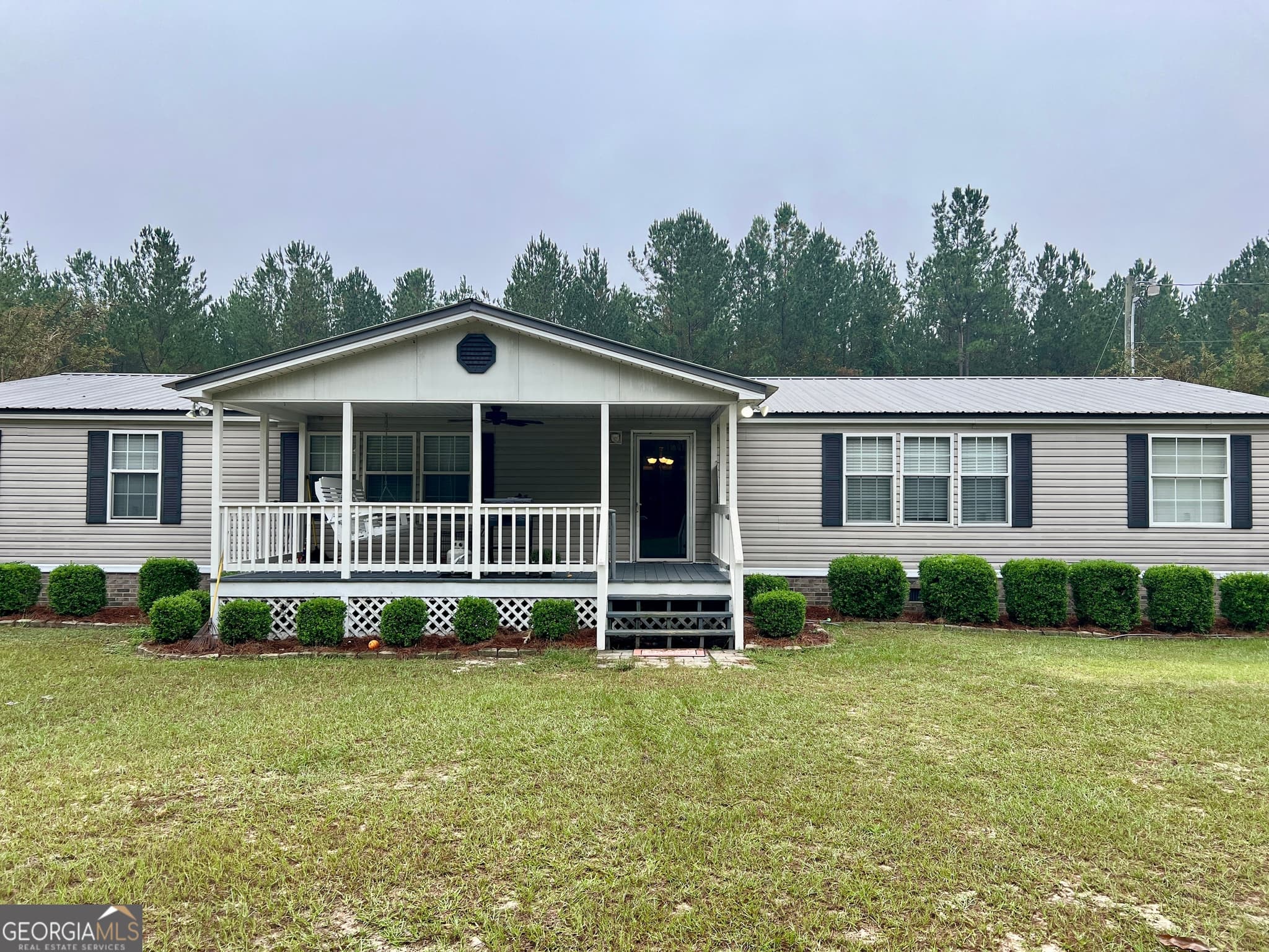 4 bedroom, 2 bathroom, 2,368 sq ft manufactured home,mobile home sold at 327 Hamburg State Park Road, Warthen, GA 31094